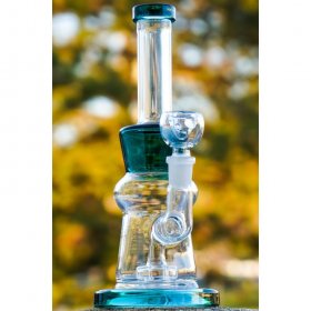 Smoker's Castle - 9" Showerhead Perc Bong New