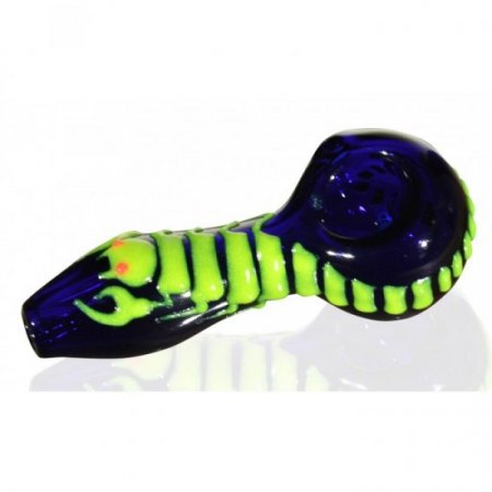 The Scorpion King- 4" Spoon Pipe - Glow In The Dark Scorpion New