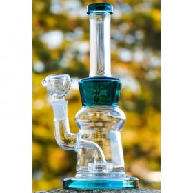 Smoker's Castle - 9" Showerhead Perc Bong New